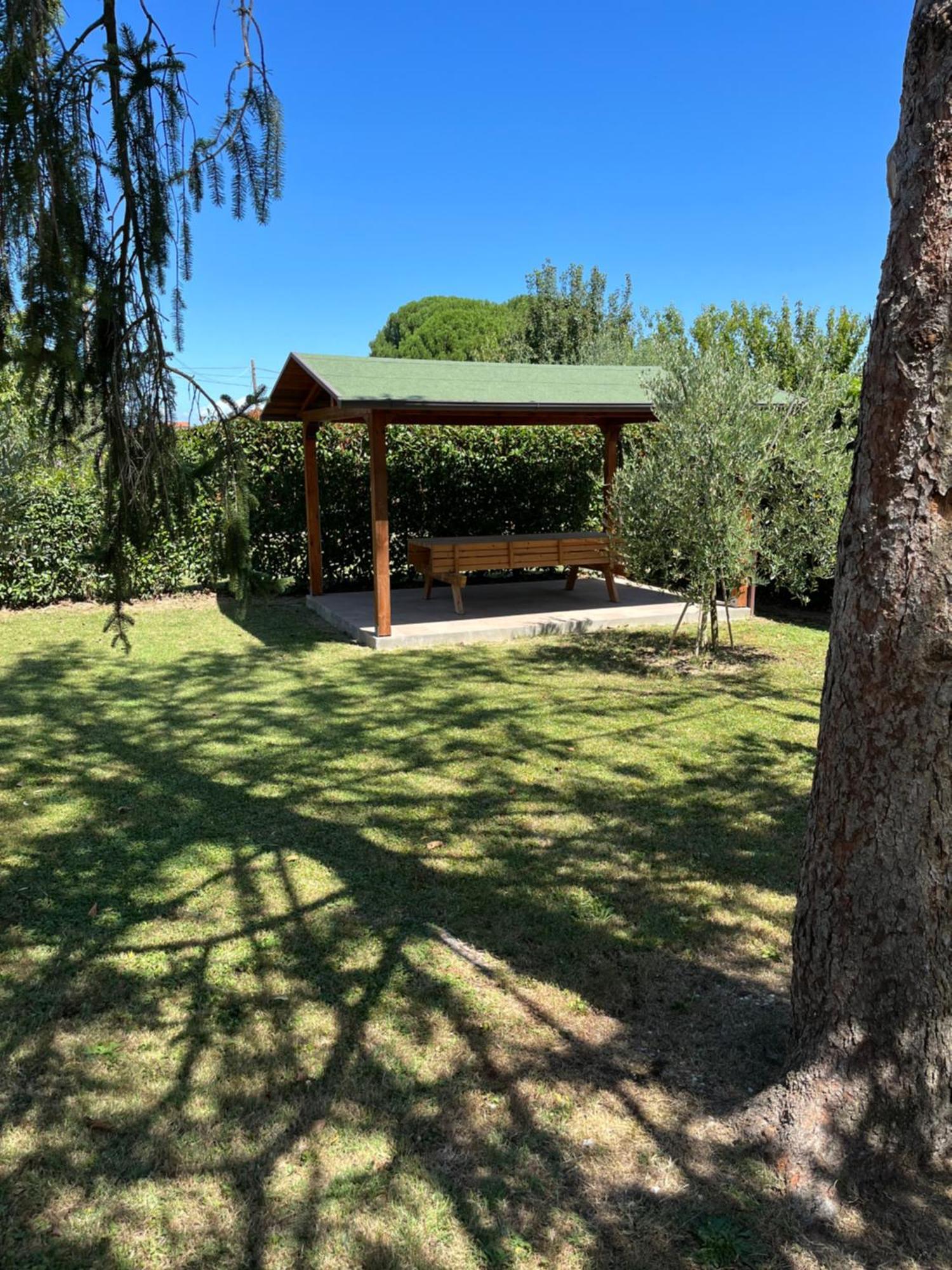 Holiday House La Rosa Terricciola Exterior foto