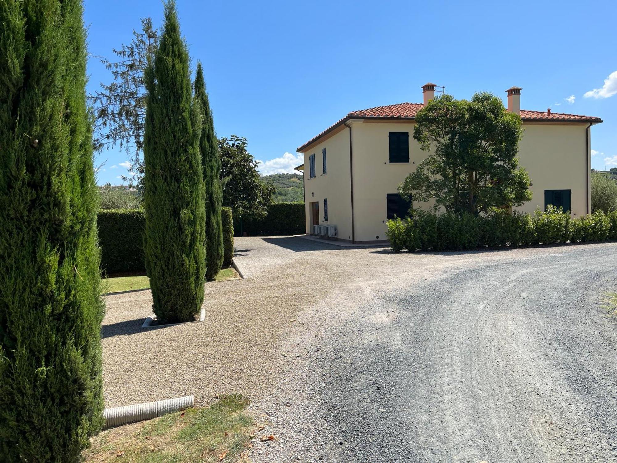 Holiday House La Rosa Terricciola Exterior foto